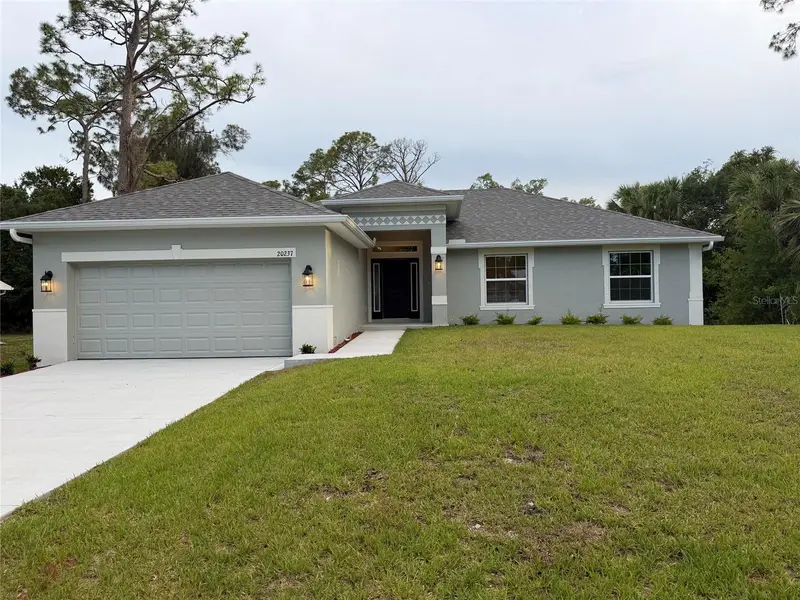 20237 Navajo Ln, FL