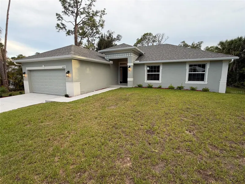 20237 Navajo Ln, FL