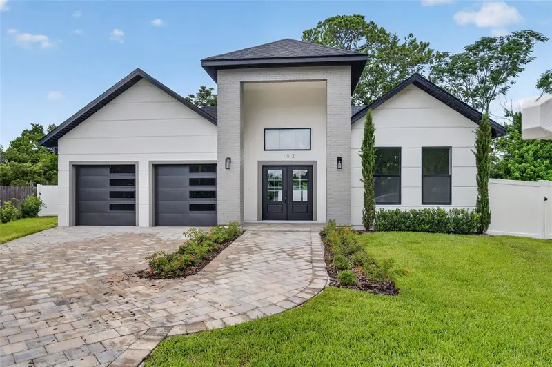 102 Bell Pl, FL