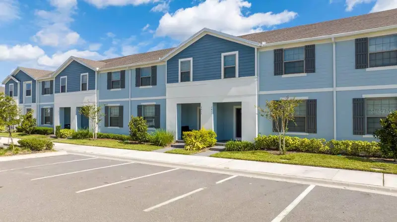 2411 Dubai St, FL