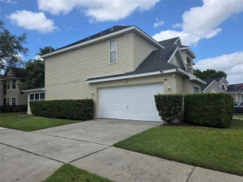 289 Hanging Moss Cir, FL