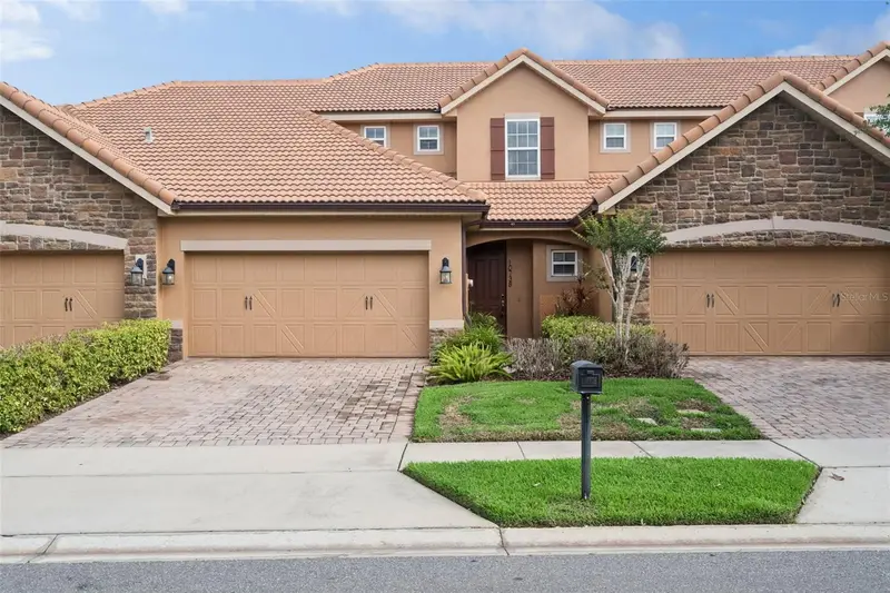 10738 Belfry Cir, FL