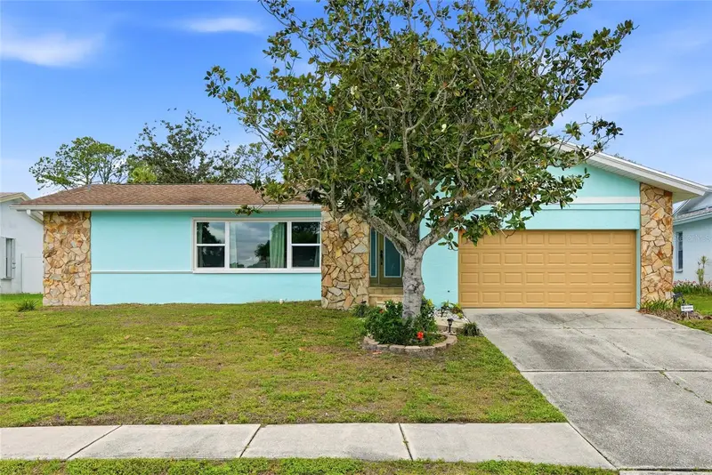 2089 Swan Ln, FL