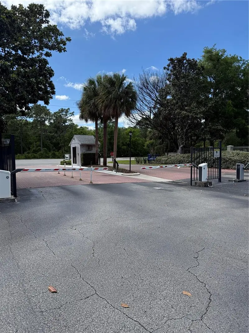 1134 S Pine Ridge Cir #1134, FL