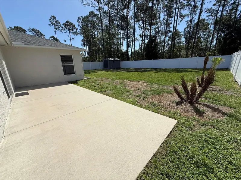 2 Upland Pl, FL