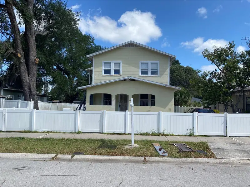 1004 E 25th Ave, FL