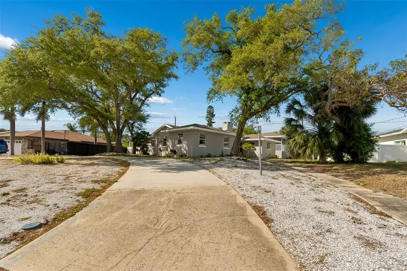 125 Harbor Bluff Dr, FL