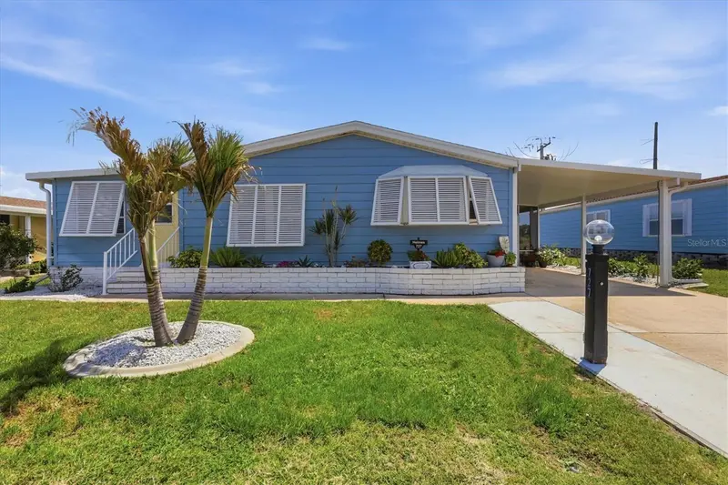 727 Butterfield Cir, FL