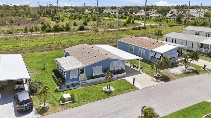 727 Butterfield Cir, FL