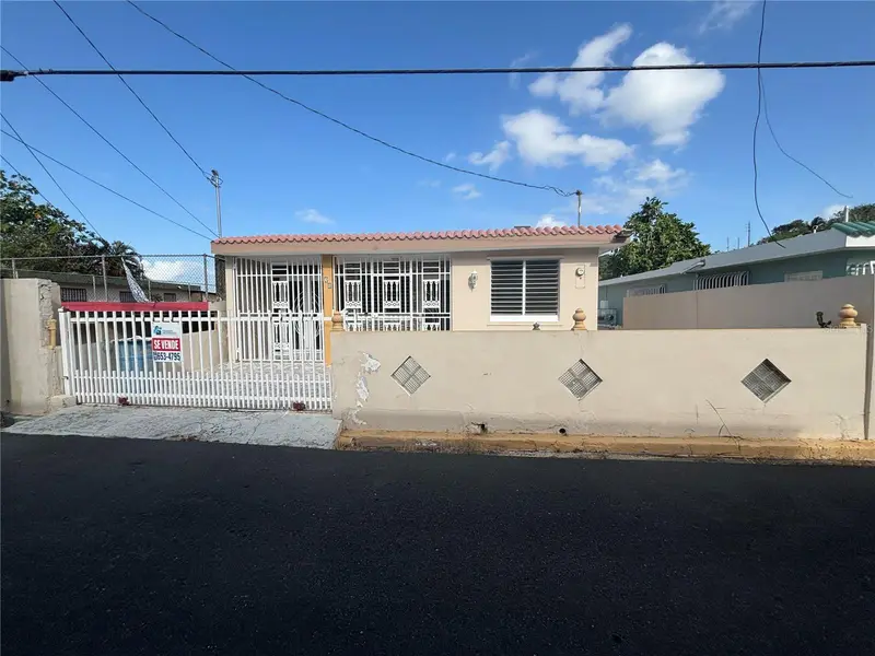 Daniel Bonilla 30 Buena Vista, PR