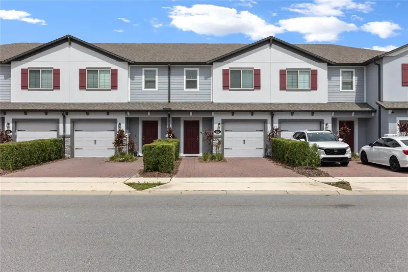 242 Cedar Bark Ln, FL