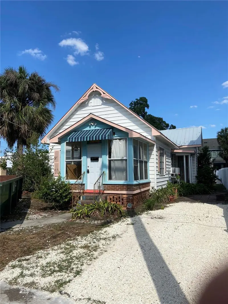 108 S Willow Ave, FL