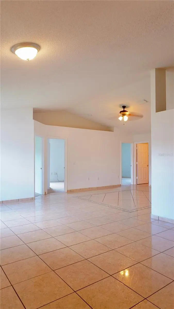 1011 Cannes Dr, FL