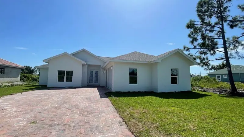 82 Kenly St, FL