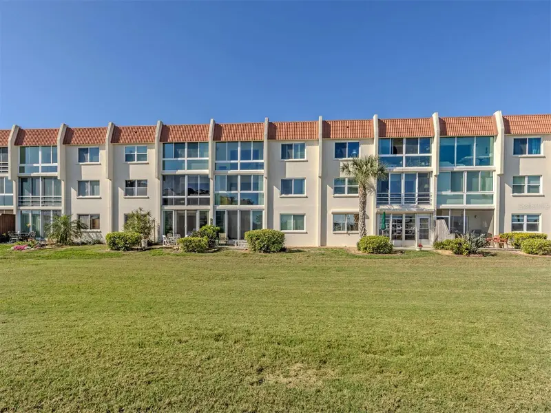 250 Santa Maria St #317, FL
