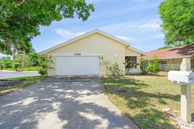 4238 Carriage Dr #46, FL