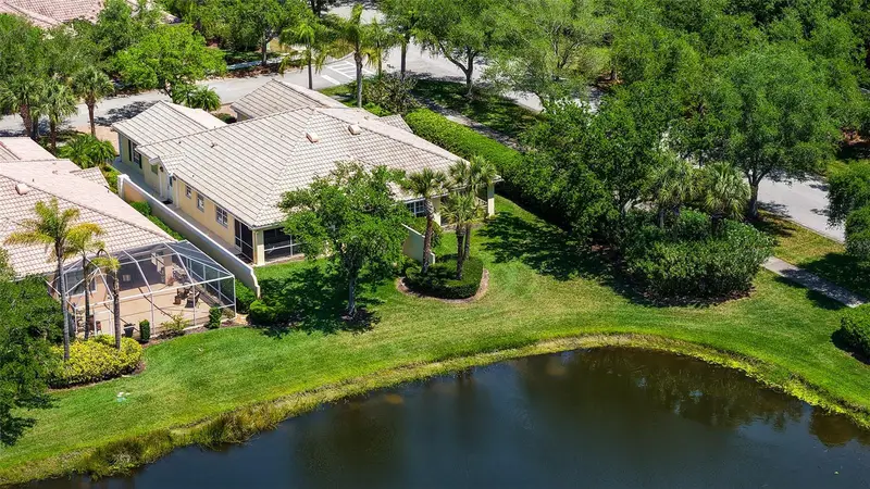 5867 Helicon Pl, FL