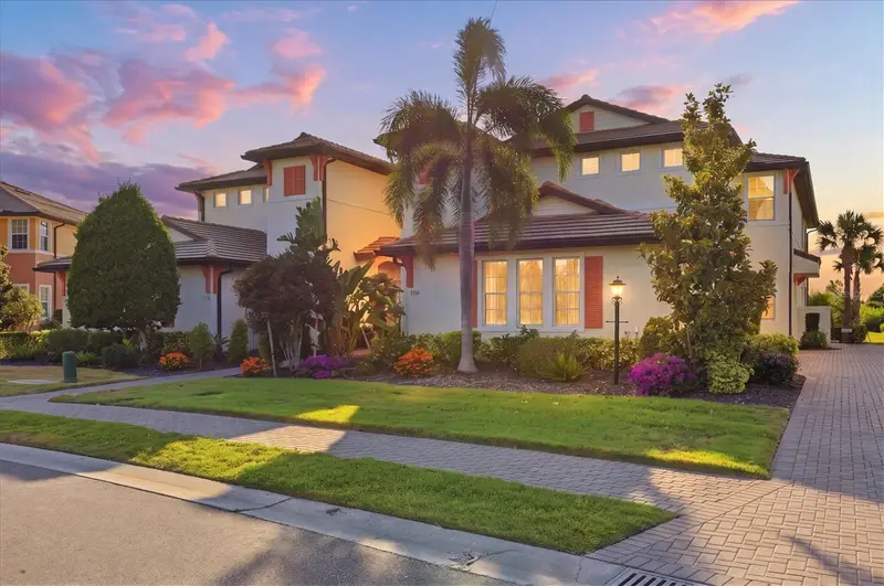 7346 Divot Loop #12b, FL