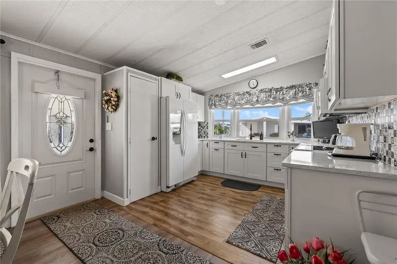 809 Villa Del Sol Dr, FL