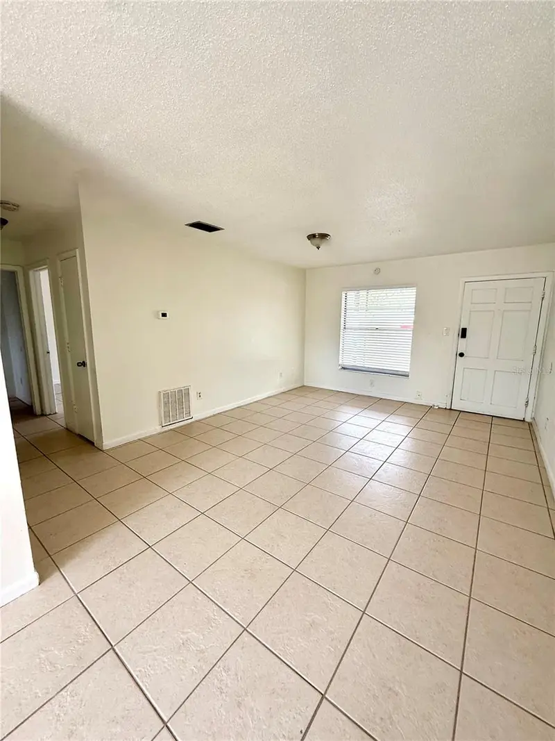 2800 E 113th Ave #B4, FL