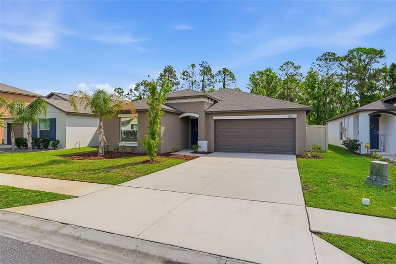 1681 Red Loop, FL