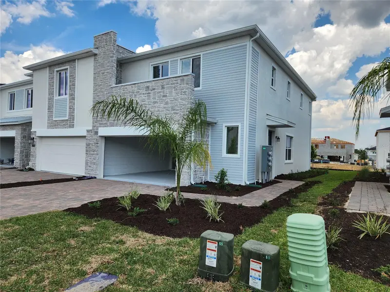 203 Bogey Dr, FL