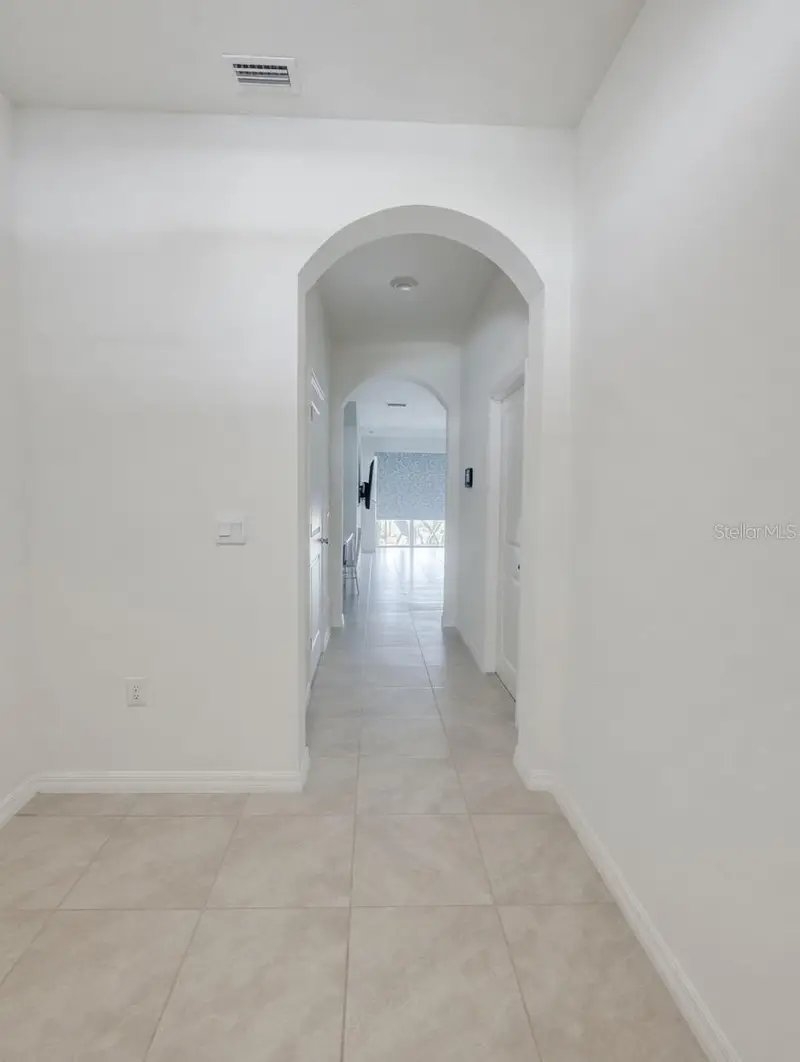 34350 Redwood Dawn Ln, FL