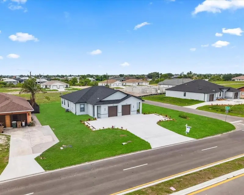 1024/1026 Diplomat Pkwy E, FL