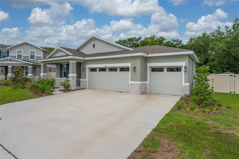 1434 Maddie Berry Ln, FL