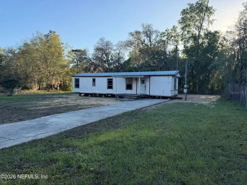 235 Oakcrest Dr, FL