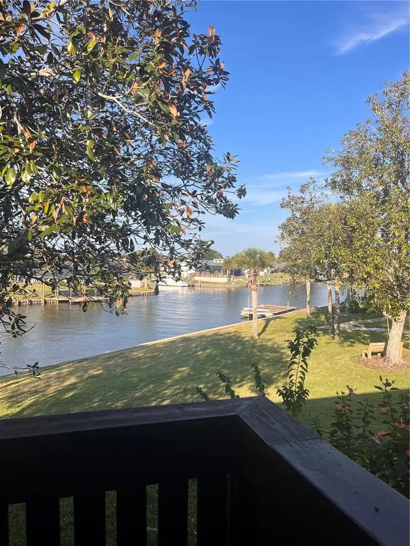 58 Club House Dr #104, FL