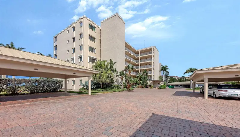 4825 Gulf Of Mexico Dr #504, FL