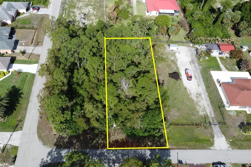 1103 Dorothy Ave N, FL