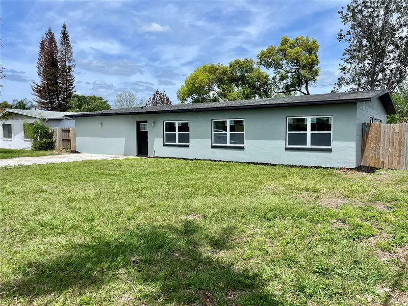 701 Alfred Dr, FL
