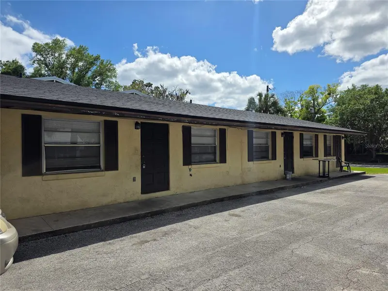 830 N Clake St #1, FL