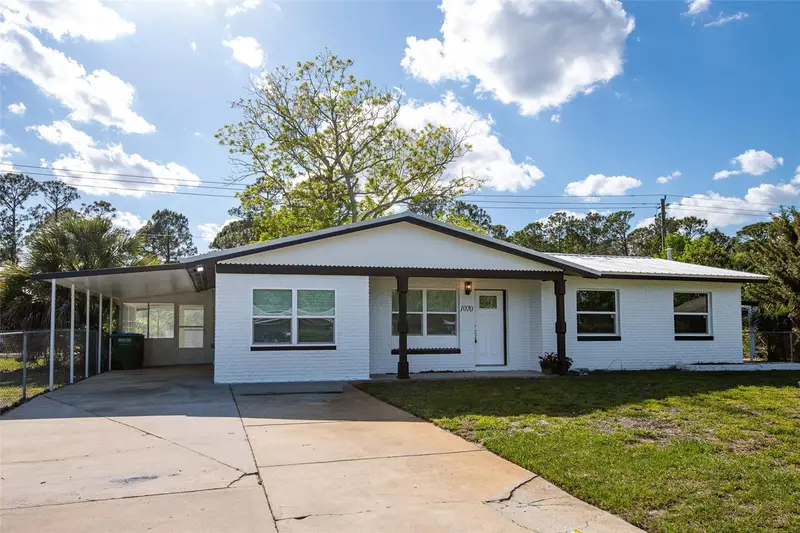 1070 N Libby Ct, FL