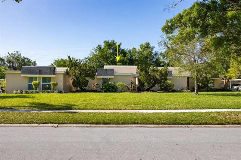 1597 Amberlea Dr S #1597, FL