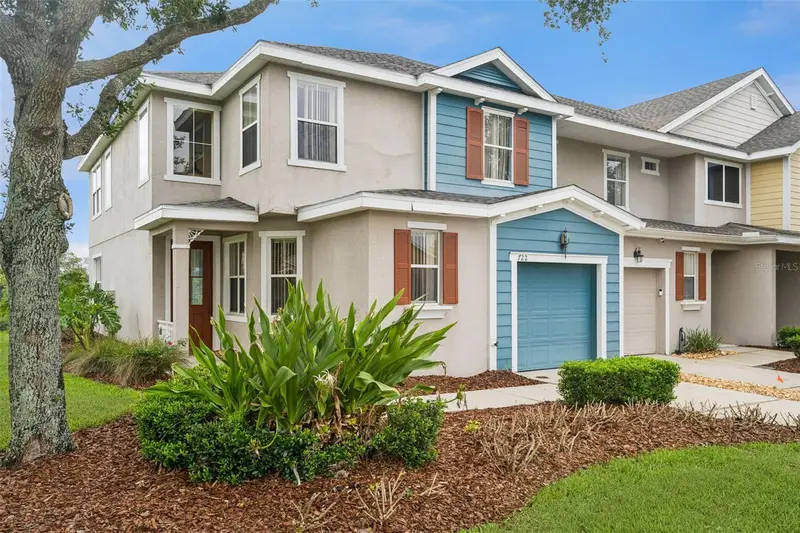 722 Chacall Loop, FL