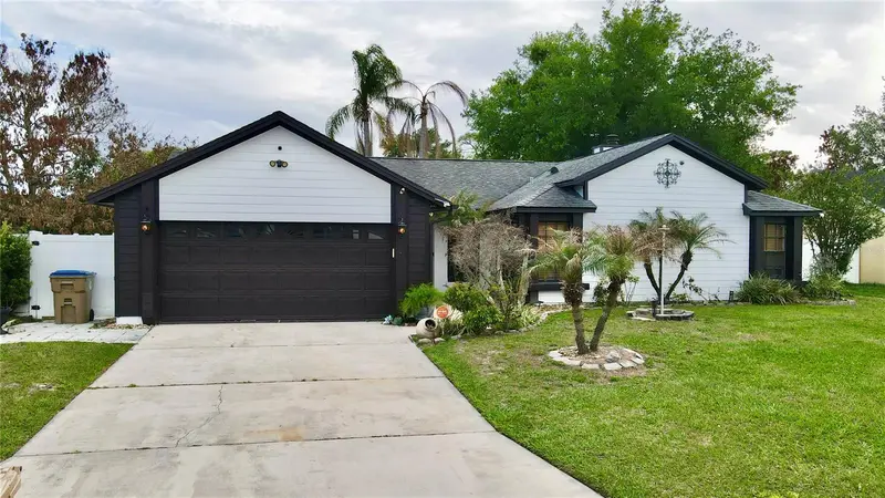 125 Teakwood Dr, FL