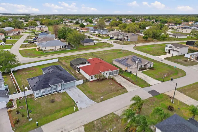 1912 Lakeview Pl, FL