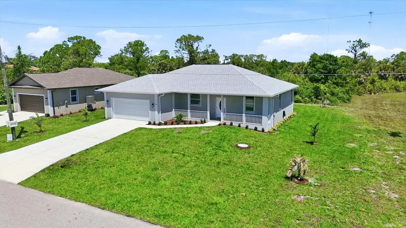 8 Bank Ct, FL