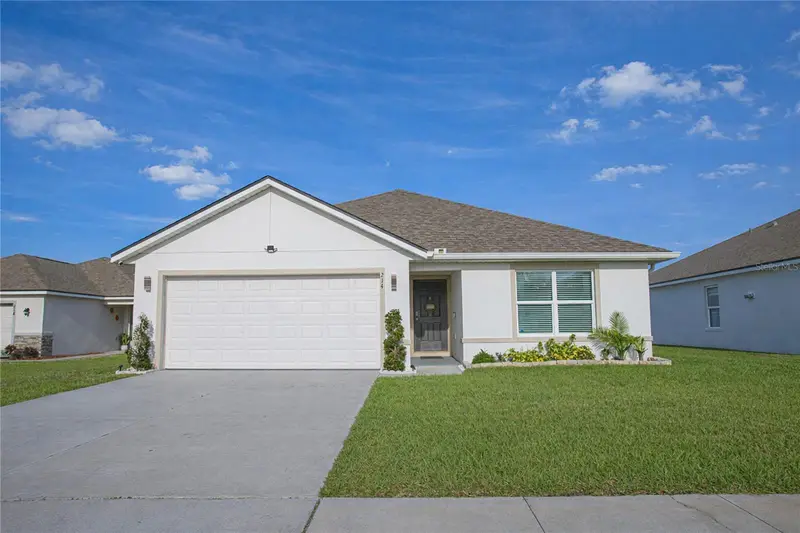 214 Linda Ln, FL