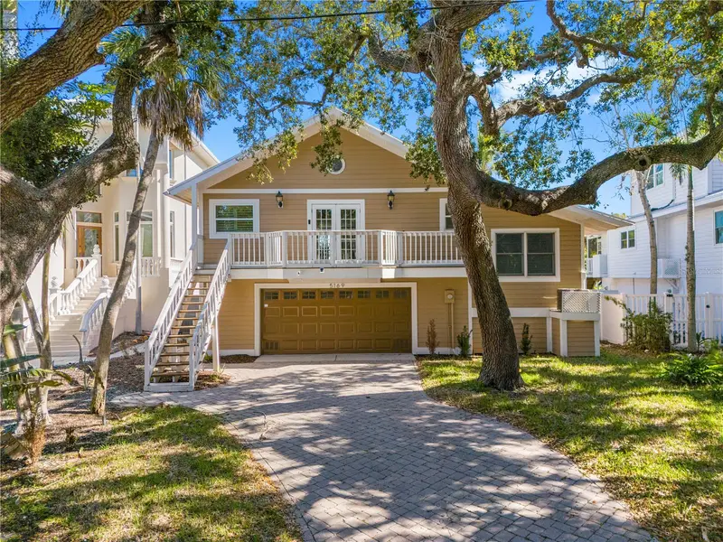 5169 Oxford Dr, FL