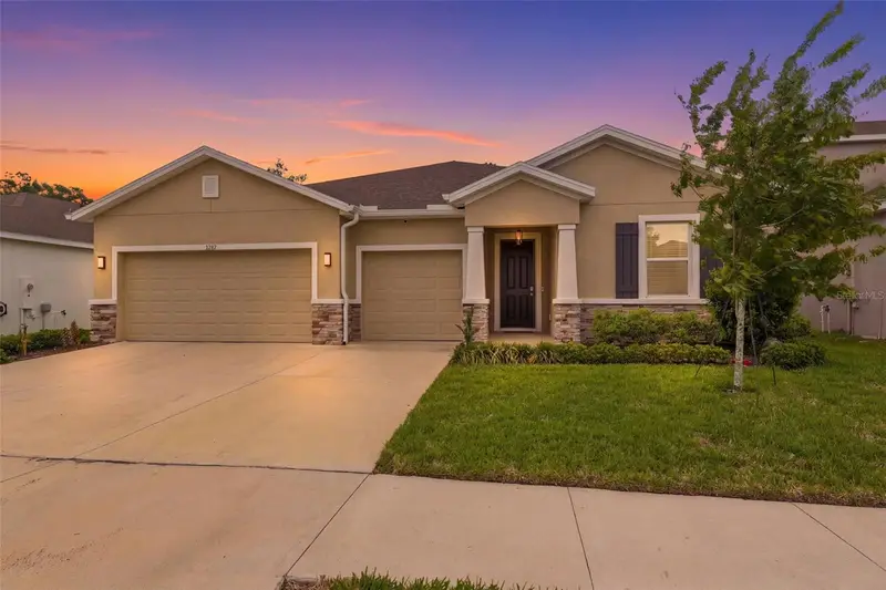 3787 Autumn Amber Dr, FL