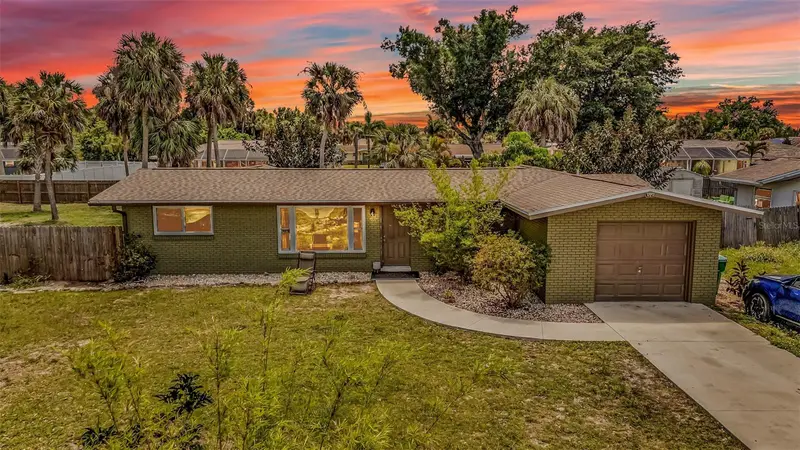 22289 Olean Blvd, FL