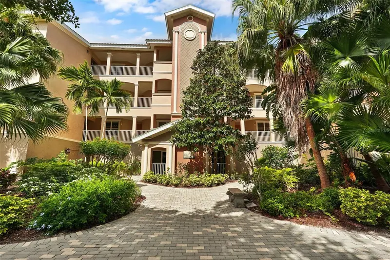 5110 Manorwood Dr #3d, FL