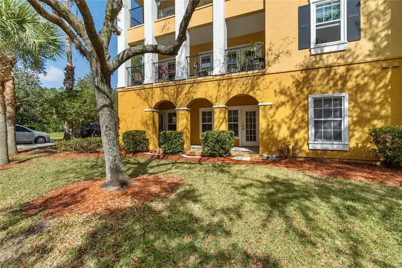 3599 Conroy Rd #915, FL