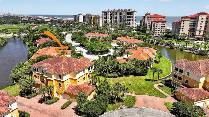 40 Casa Bella Cir #1101, FL