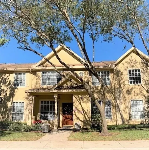823 Grand Regency Pt #102, FL