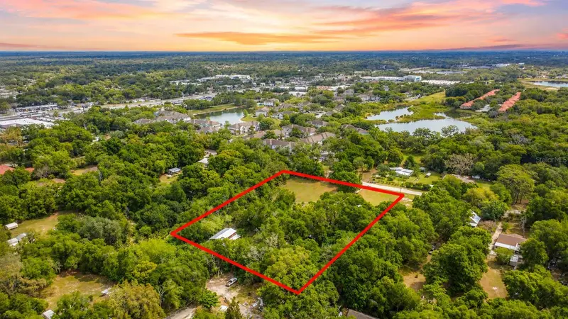 806 S Lake Pleasant Rd, FL